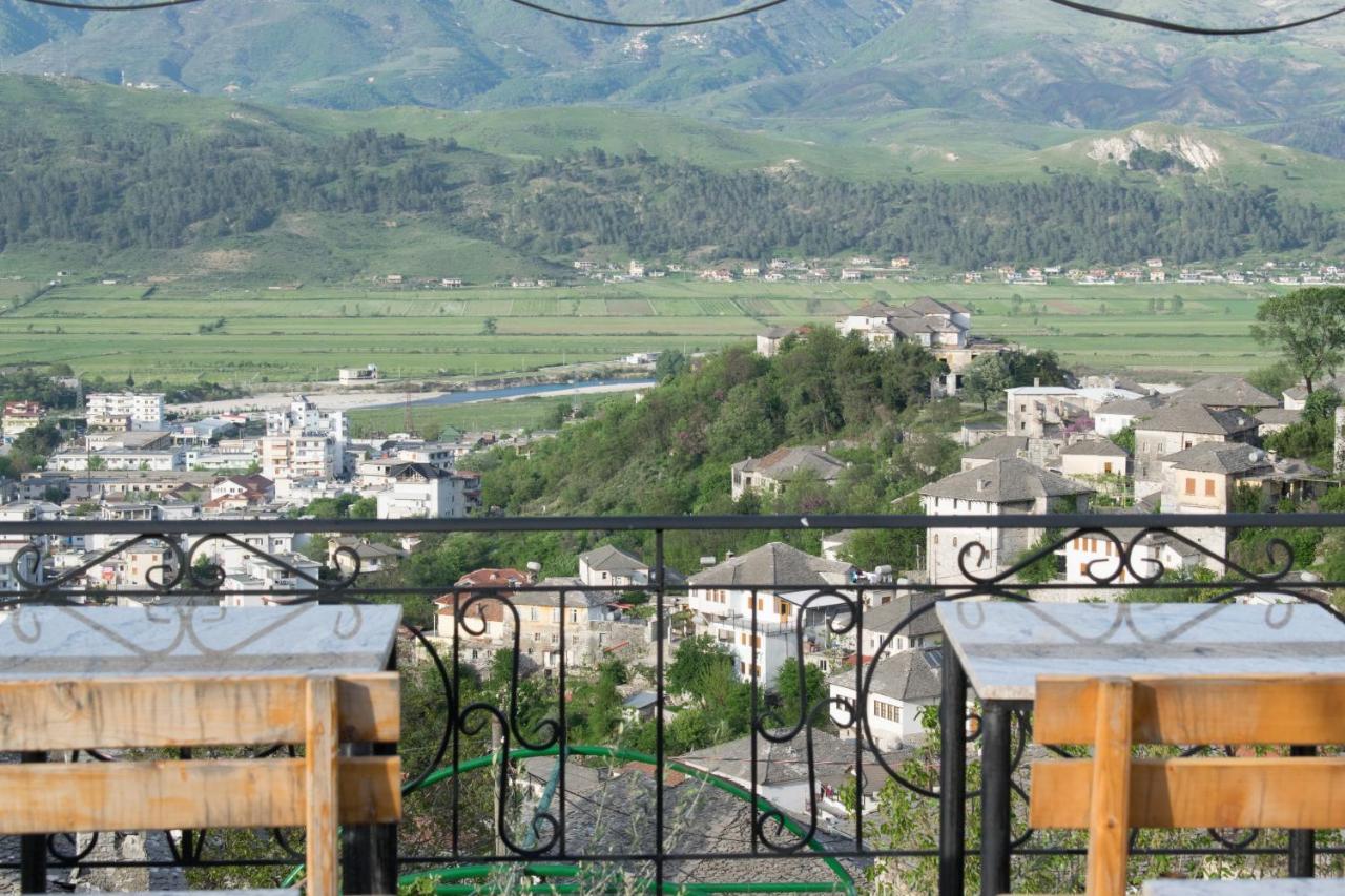 Gjirokastër Guesthouse Mele מראה חיצוני תמונה