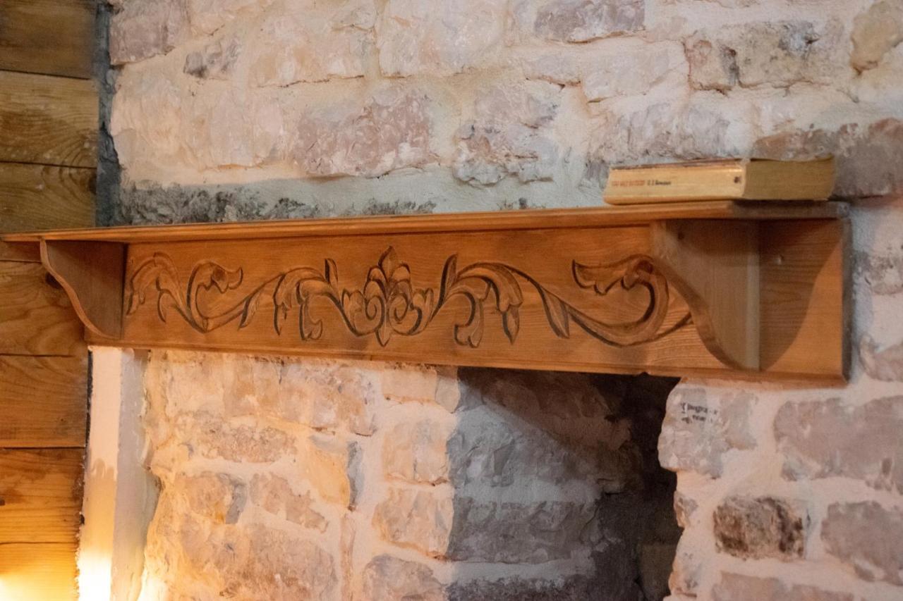 Gjirokastër Guesthouse Mele מראה חיצוני תמונה