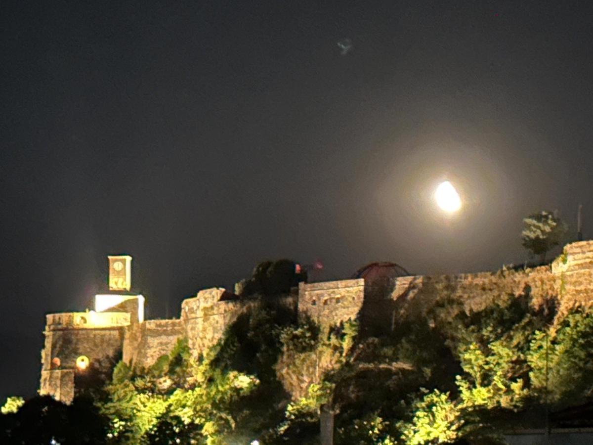 Gjirokastër Guesthouse Mele מראה חיצוני תמונה