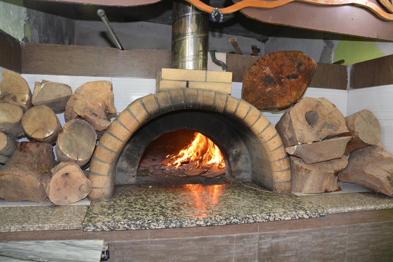 Gjirokastër Guesthouse Mele מראה חיצוני תמונה