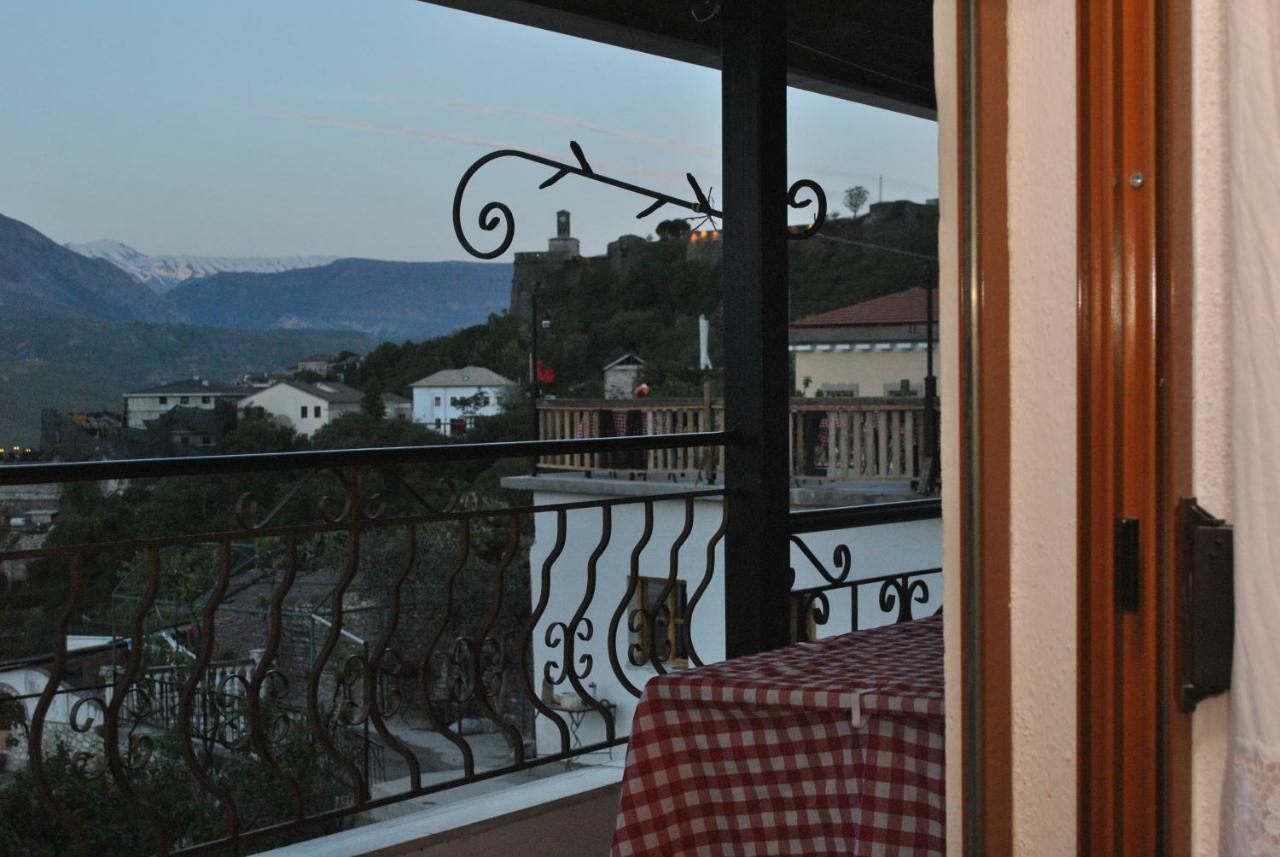 Gjirokastër Guesthouse Mele מראה חיצוני תמונה