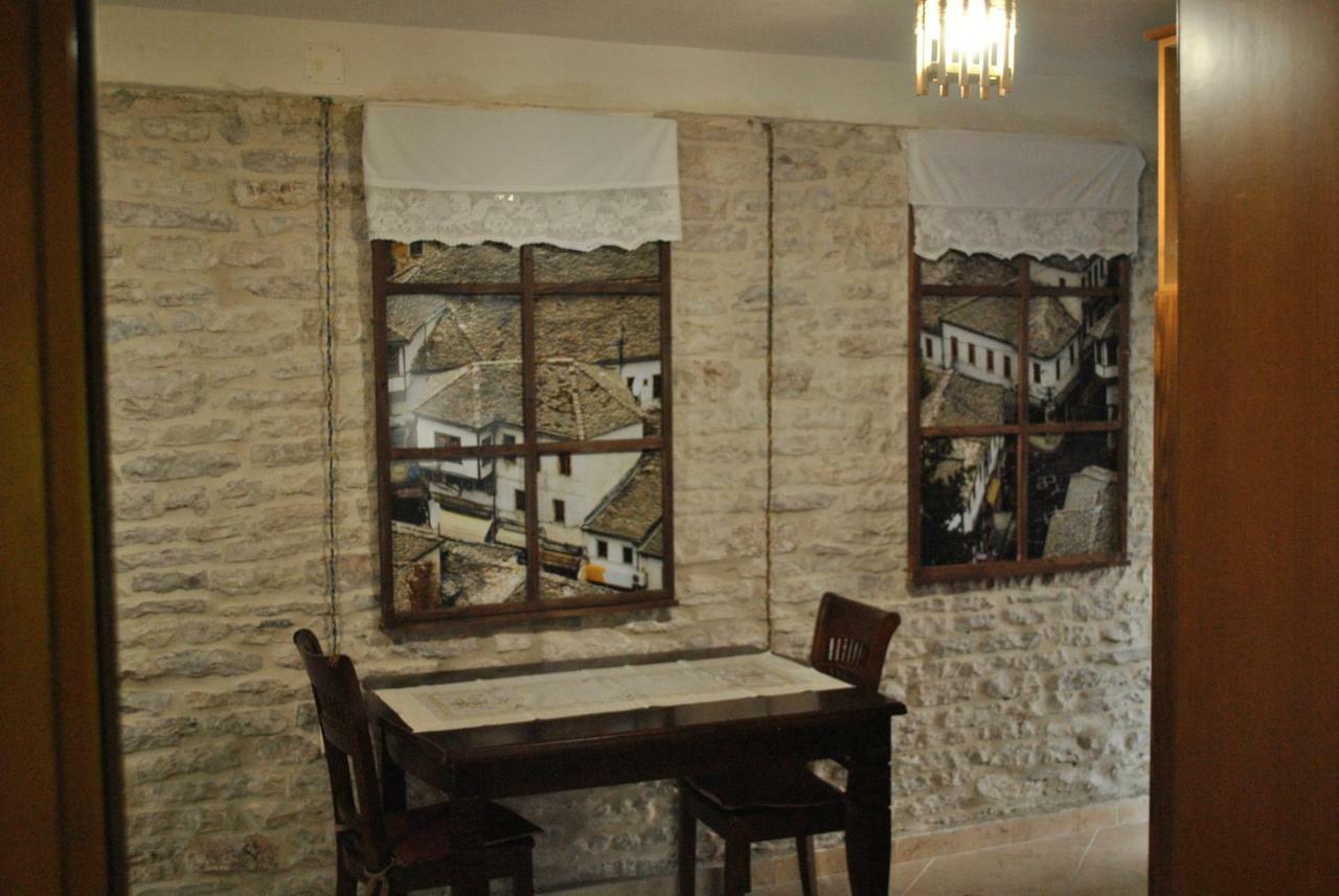Gjirokastër Guesthouse Mele מראה חיצוני תמונה