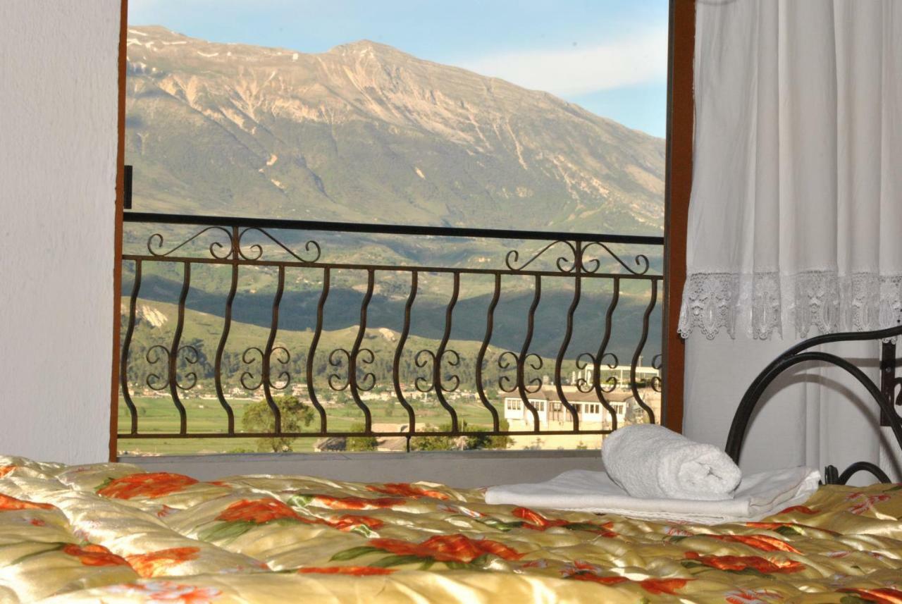 Gjirokastër Guesthouse Mele מראה חיצוני תמונה